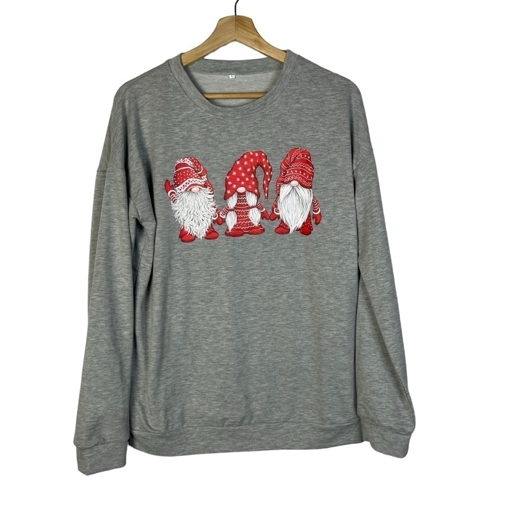 Boutique Gray & Red Christmas Gnome Long Sleeve T-Shirt L